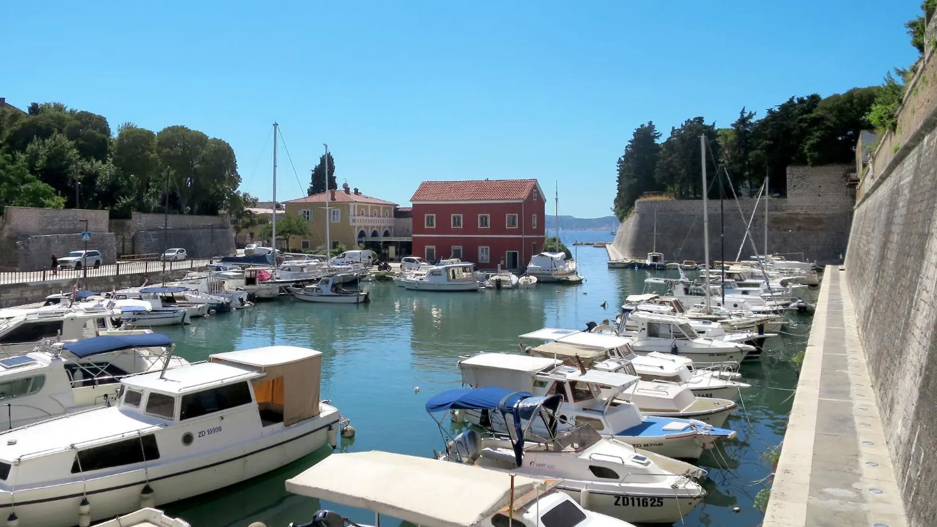 Apartment Stana-2 By Interhome Zadar